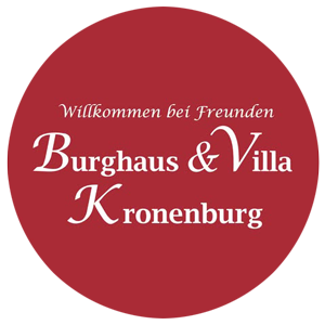 Für alle, die ein romantisches Hotel in der Eifel suchen, ist die Villa Kronenburg im mittelalterlichen Kronenburg eine schöne Empfehlung.